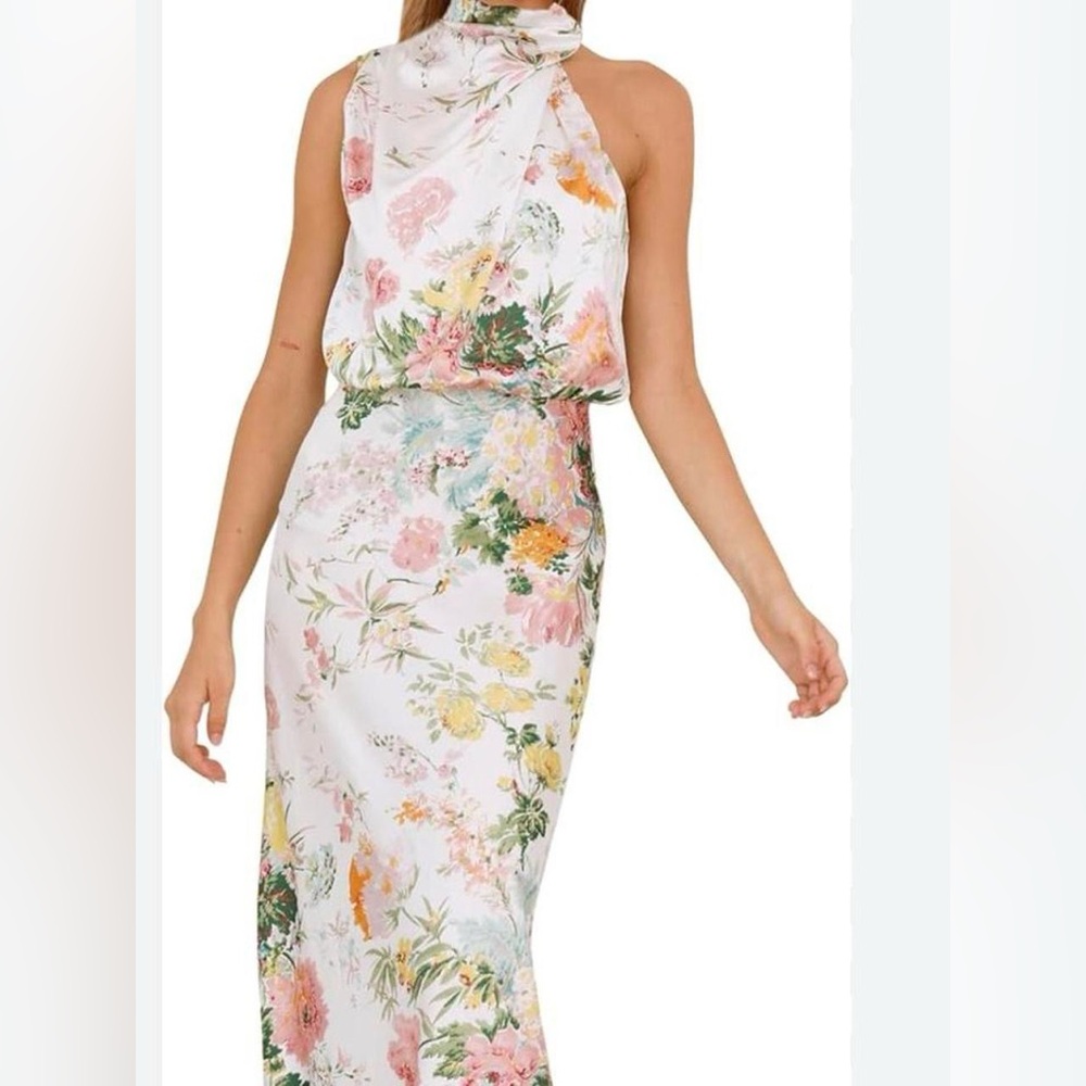 Floral Sleeveless Maxi Dress